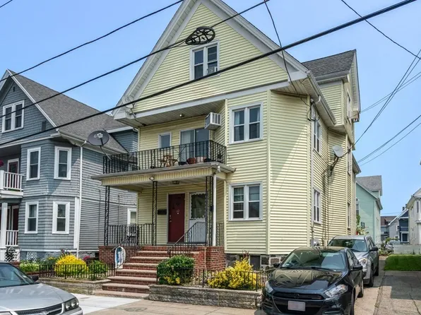 62-64 Gale St, Malden, MA 02148