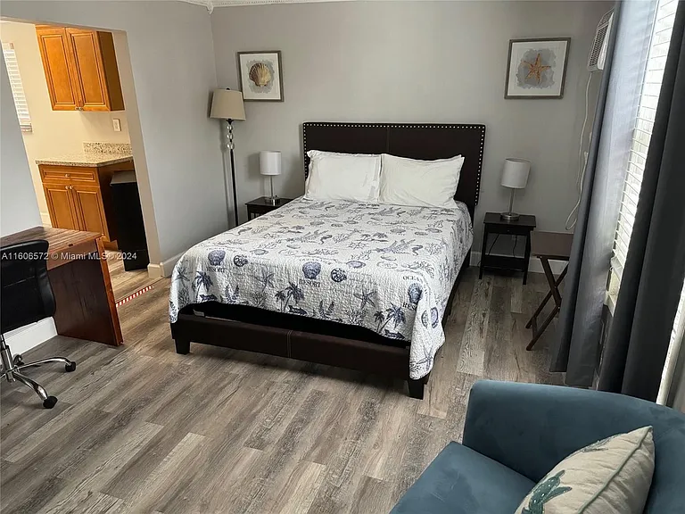 57 NE 24th St #63-B — Photo 2