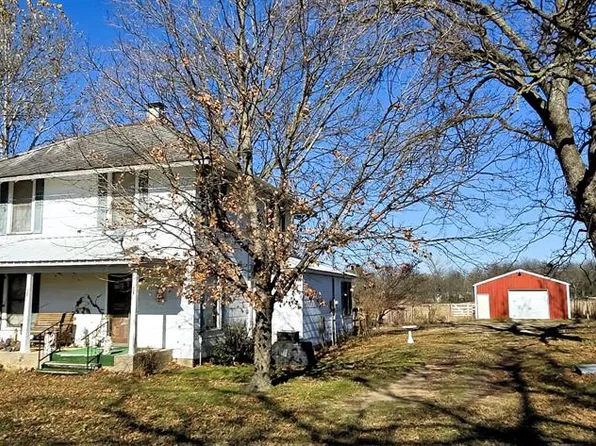 800 S Hinckley St, Holdenville, OK 74848