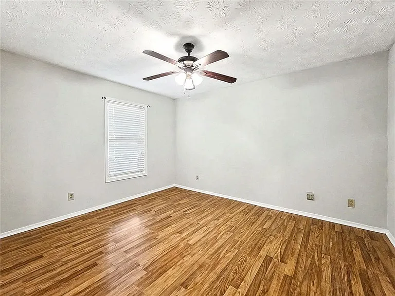 1702 Country Park Dr SE — Photo 18