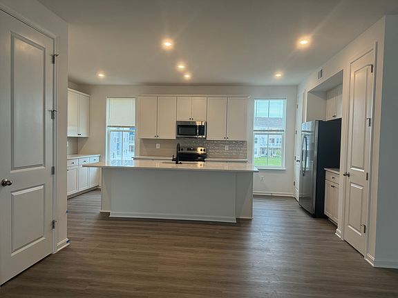 2nd image of 509 Rosemary Ct