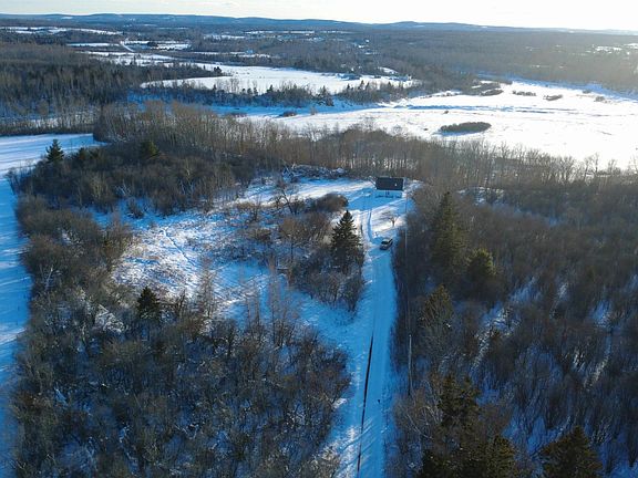 3rd image of 150 Roger Rd