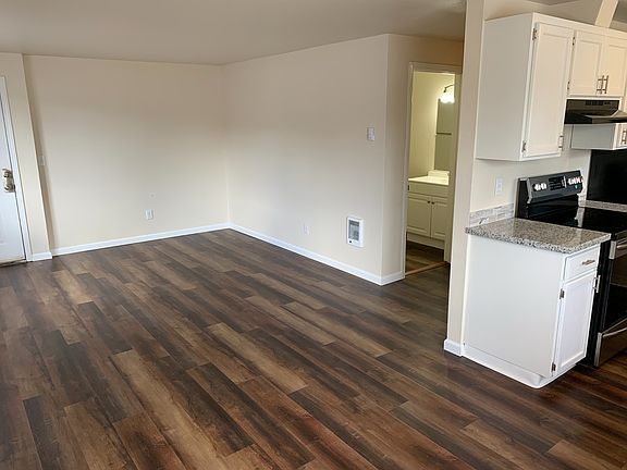 2nd image of 1311 6th St NW APT 4
