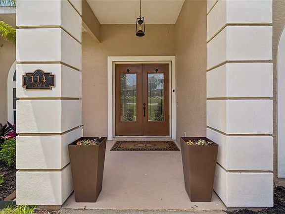 3rd image of 114 GLEN ABBEY LANE