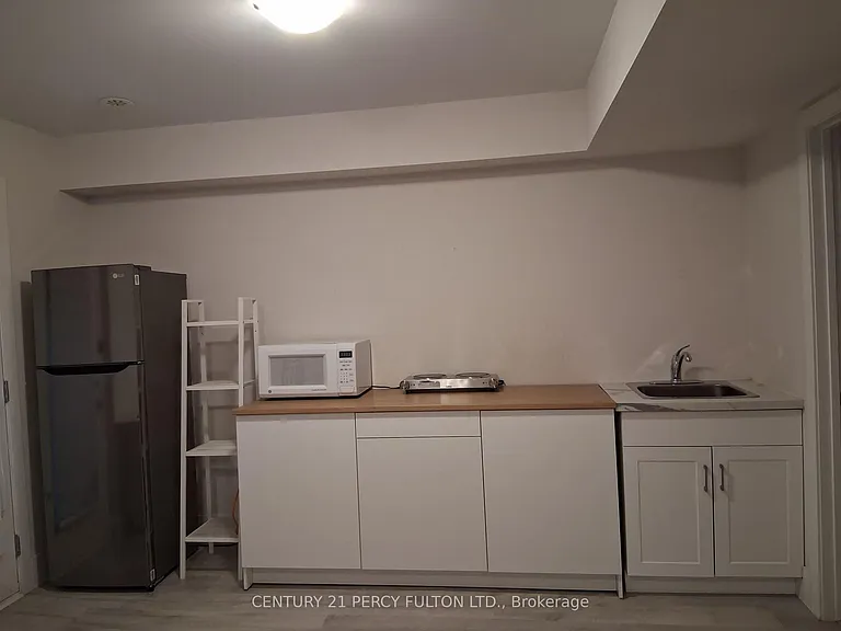 1 Sydney Cir — Photo 4