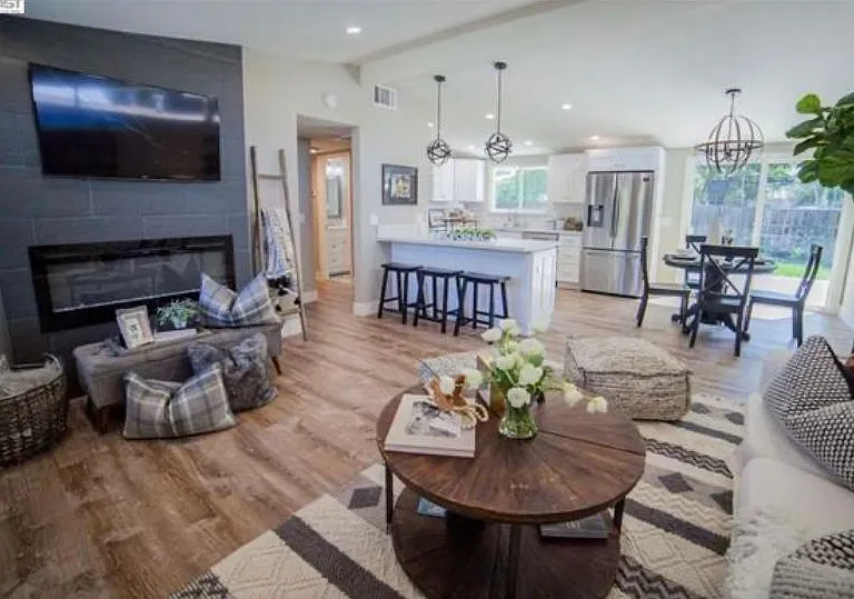27768 Dolphin Ln — Photo 10