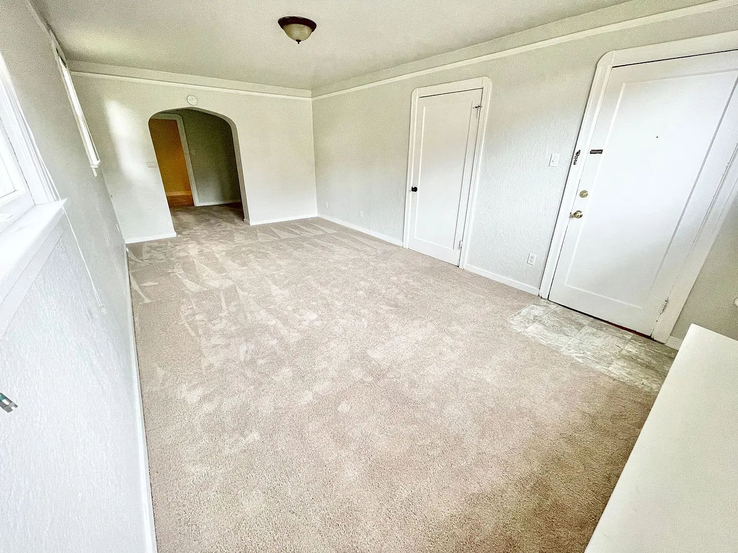 10th Avenue East Apartments — Photo 3