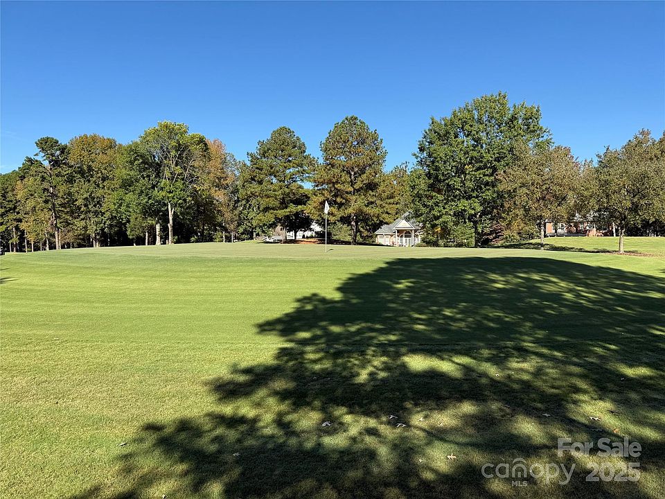 2nd image of 17818 River Ford Dr