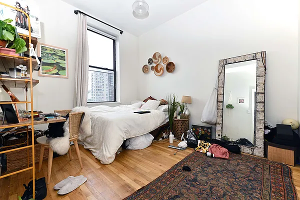 Rented by J Misrahi Realty Corp | media 10