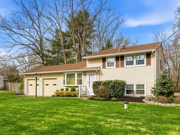 211 Elaine Dr, Galloway, NJ 08205