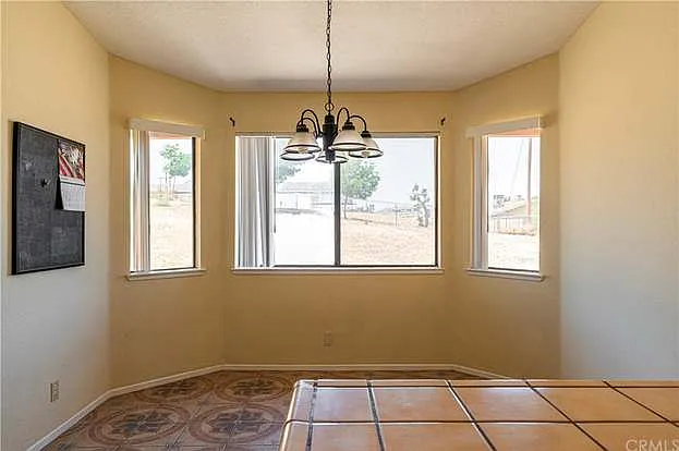 10912 Moreno Ave — Photo 24