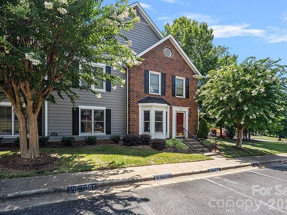 3rd image of 1793 Robinwood Rd