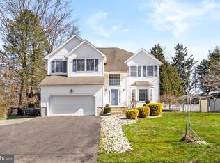 270 Hughes Dr, Hamilton, NJ 08690