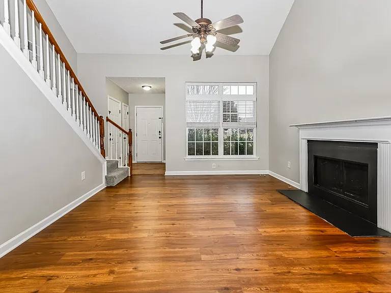 3208 Nicole Dr — Photo 5