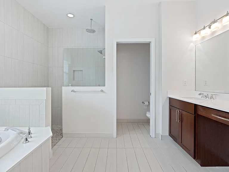 7018 Limestone Cay Rd — Photo 25