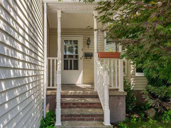 4 Miner St, Hudson, PA 18705