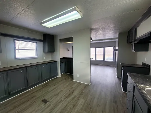 211 E 1st St #43, Converse, IN 46919