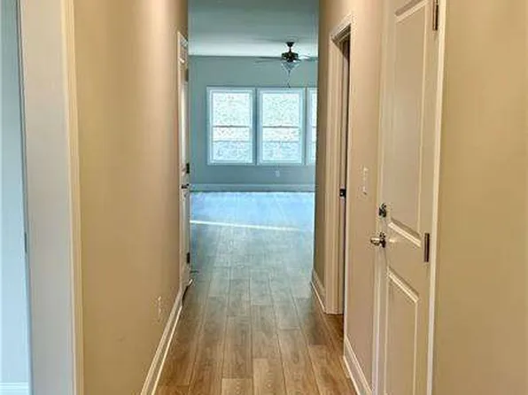 218 Chickasaw Dr, Waleska, GA 30183