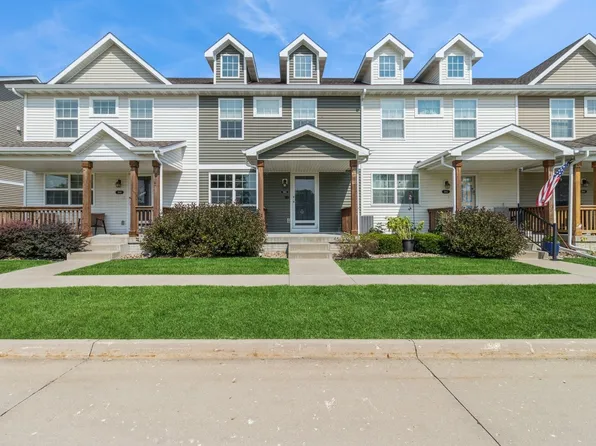 2664 Park Pl, Norwalk, IA 50211