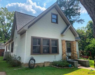 305 W McDonald St, Mineola, TX, 75773