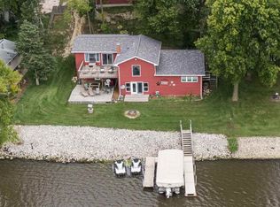20580 247th St, Delhi, IA 52223