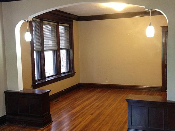 3rd image of 3858 Arsenal St Floor 1