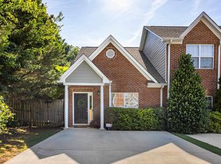 3024 Twin Oaks Dr, Vestavia, AL 35243