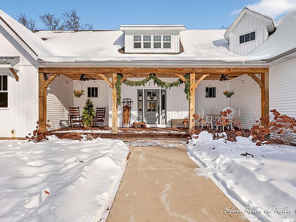 5th image of 23232 Shorecrest Woods Dr