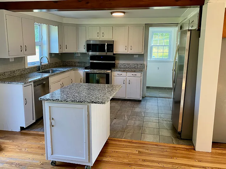 Kitchen- Granite