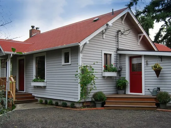 9046 SE Willock Rd, Olalla, WA 98359