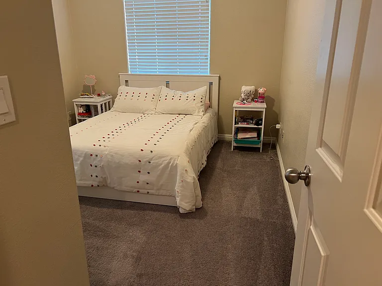 10567 Mann St — Photo 25