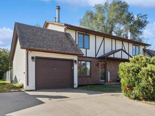 1726 12th Ave, Coralville, IA 52241