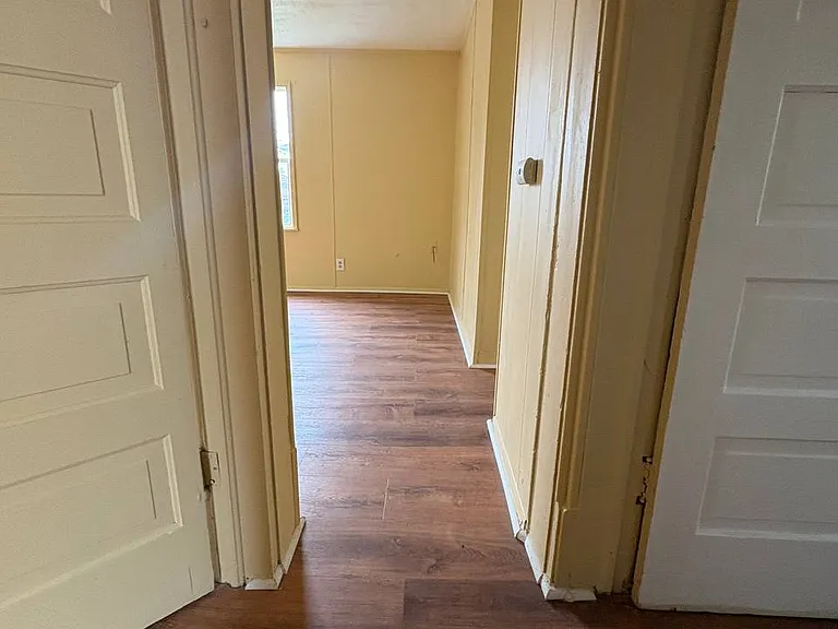 206 Allen St #2 — Photo 3