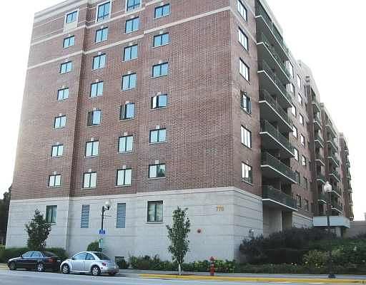1st image of 770 Pearson St APT 601
