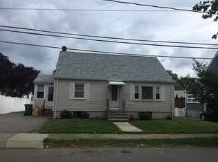 25 Sparkill St, Watertown, MA 02472