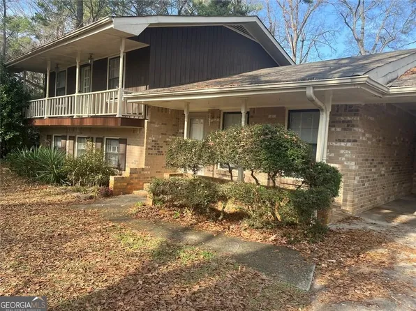 1336 White Oak St SE, Conyers, GA 30013