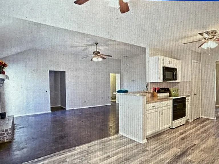 Westwind Way — Photo 2