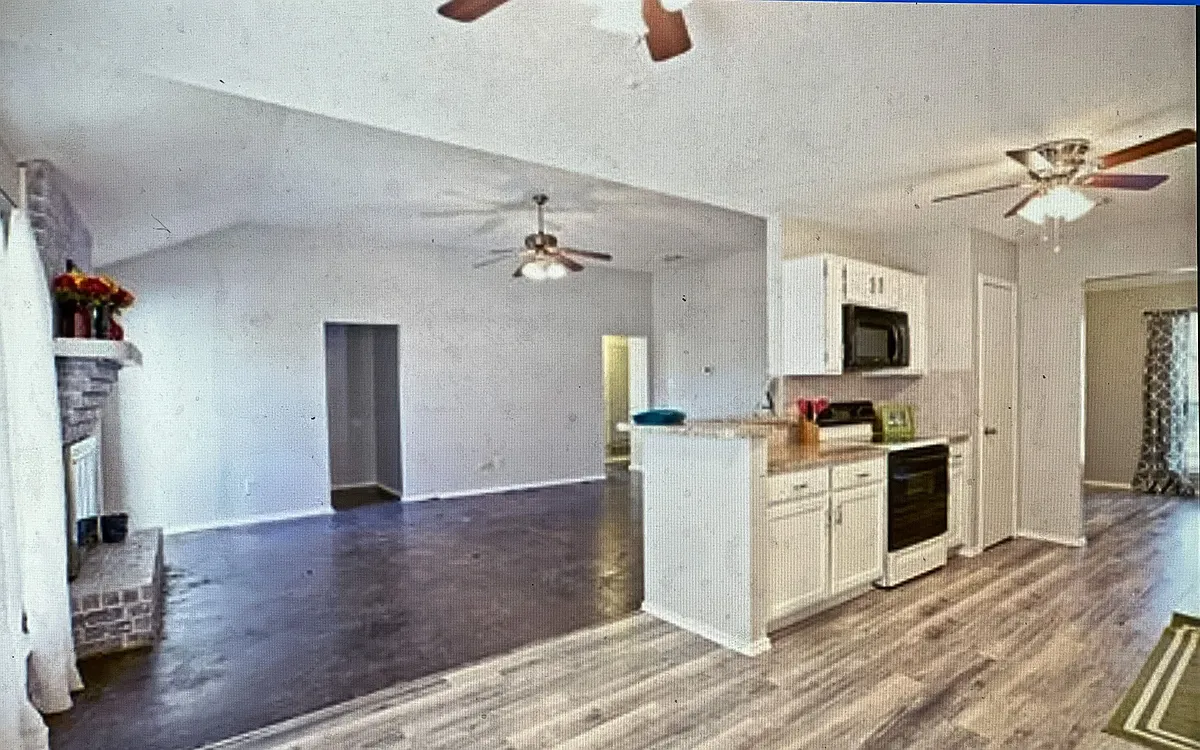 Building Photo - Westwind Way