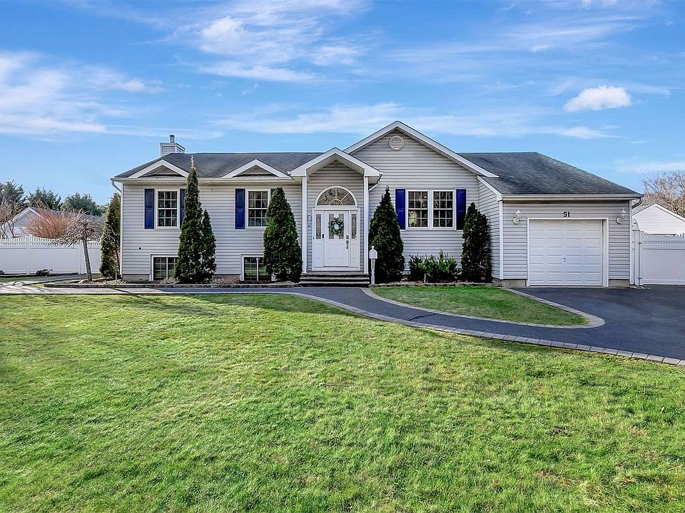 51 Eatondale Avenue, Blue Point, NY 11715 Zillow