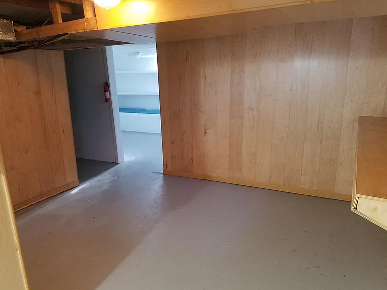 635 Fuller Ave NE — Photo 14