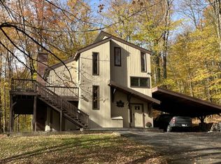 185 Maple Road, Stowe, VT 05672