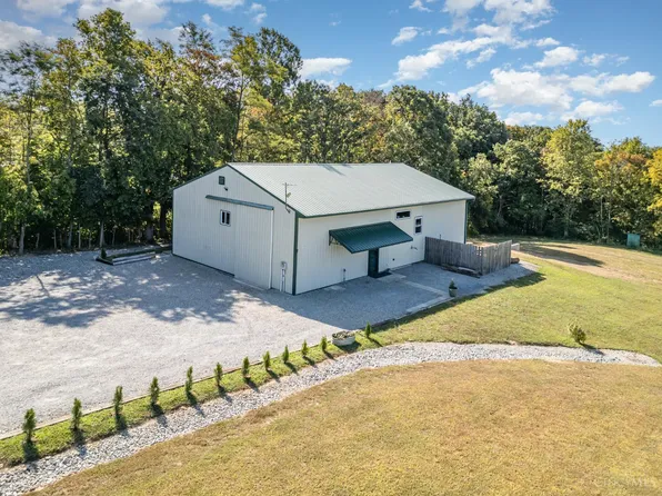 7400 E New Market Rd, Hillsboro, OH 45133