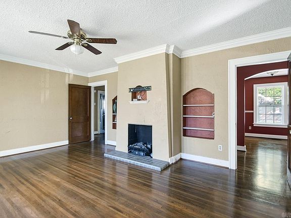 3rd image of 409 W H Ave