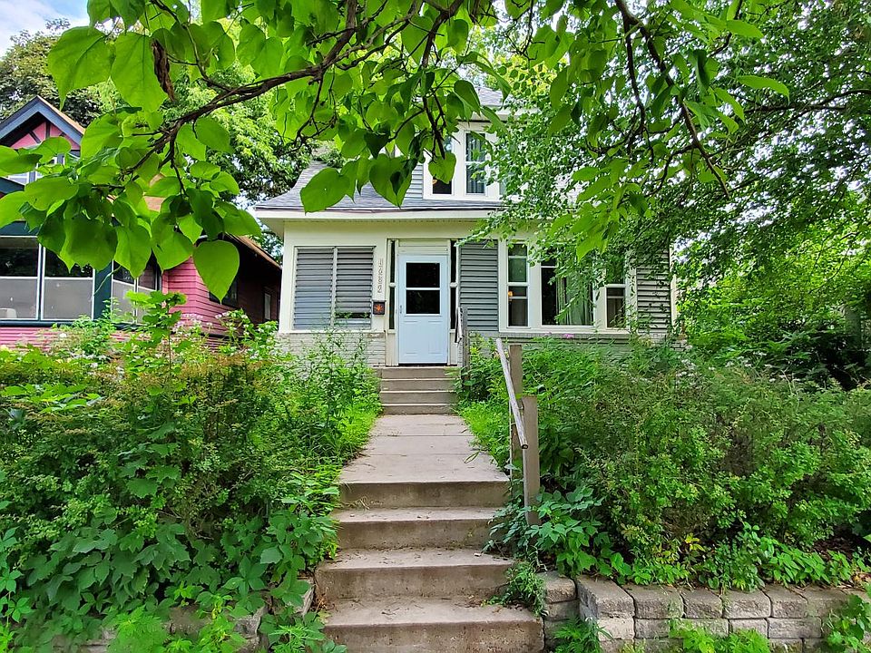 1st image of 1689 Selby Ave
