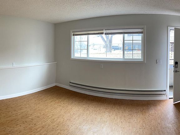 3rd image of 236 E J St #1