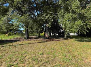 557 Calhoun Dr, Murrells Inlet, SC 29576