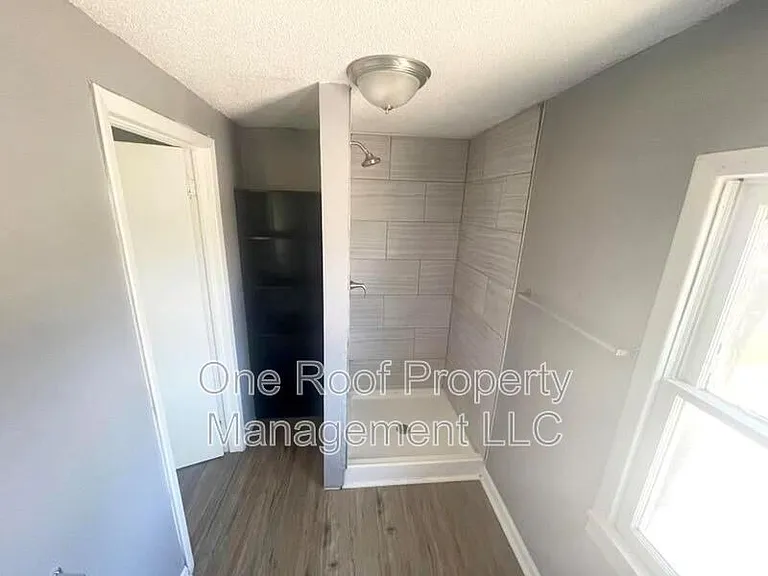 447 N Lawndale Ave — Photo 6