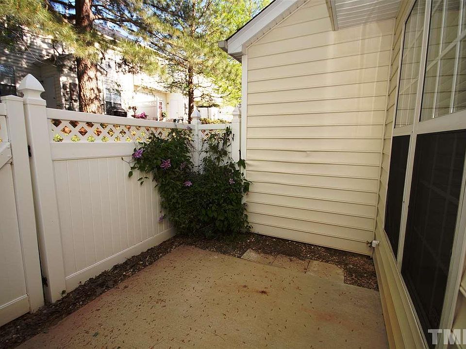 2nd image of 5710 Clearbay Ln