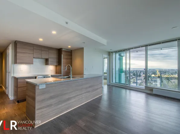 488 SW Marine Dr #2406, Vancouver, BC V5X 0C6