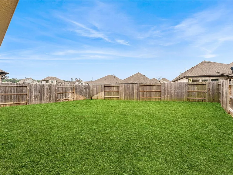 15520 Sunset Maple Ct — Photo 29